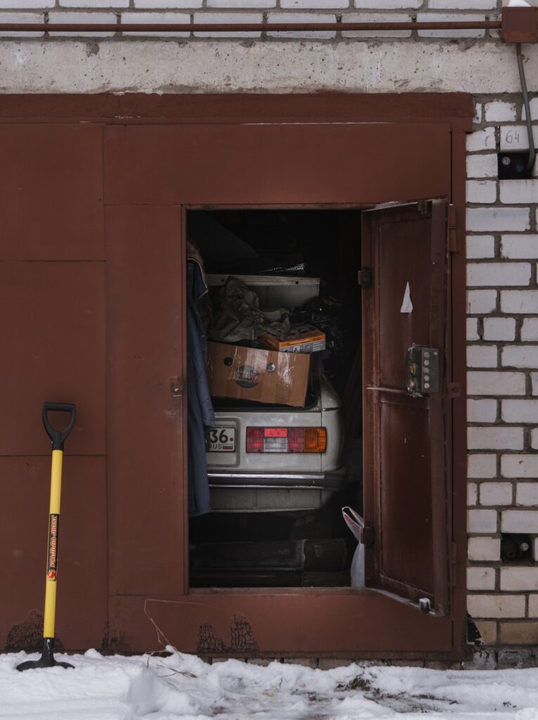 how to clean out a garage